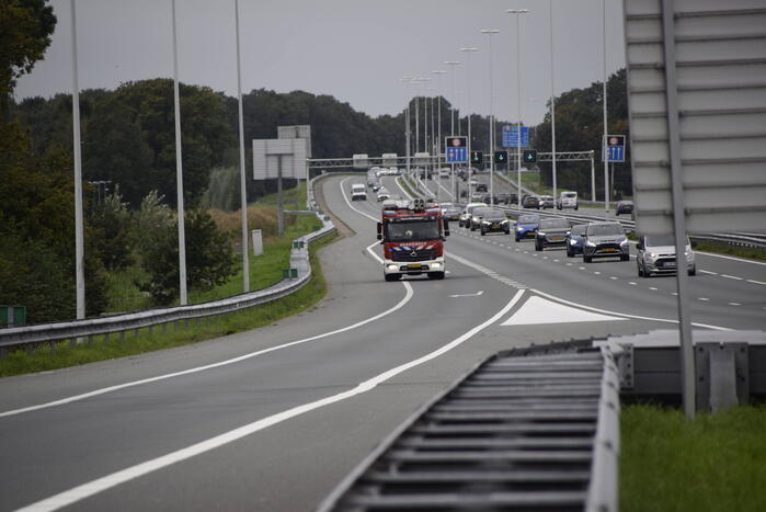 Subwoofer vat vlam tijdens muziek luisteren