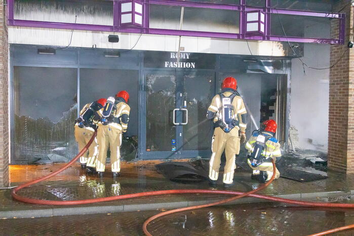 Veel schade bij brand bij Romy Fashion