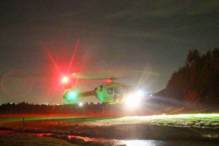 Traumateam assisteert bij medische noodsituatie