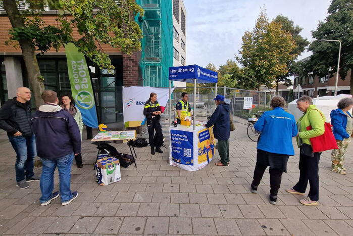Infostand handhaving in de wijk