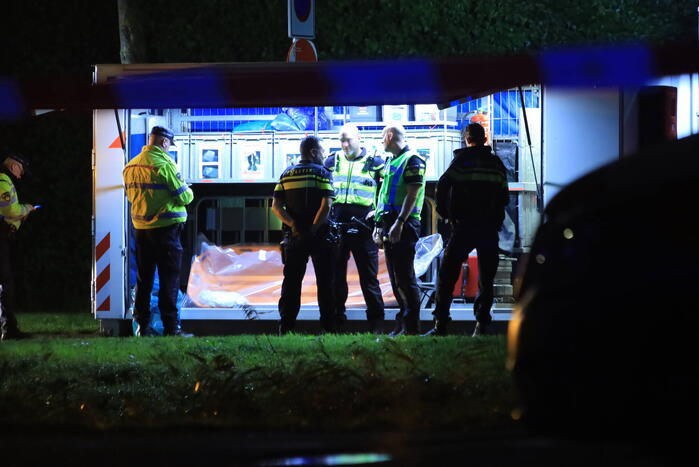 Zwaargewonde en dode bij schietpartij