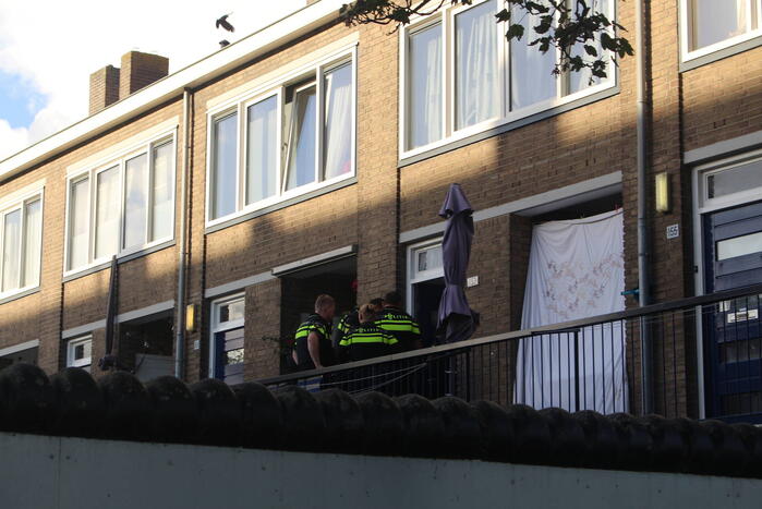 Dode en aanhouding bij steekpartij