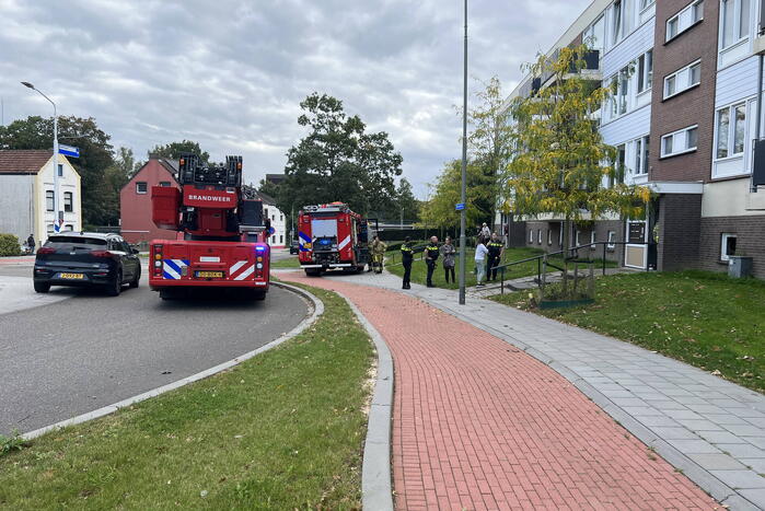 Persoon naar ziekenhuis bij kelderbrand