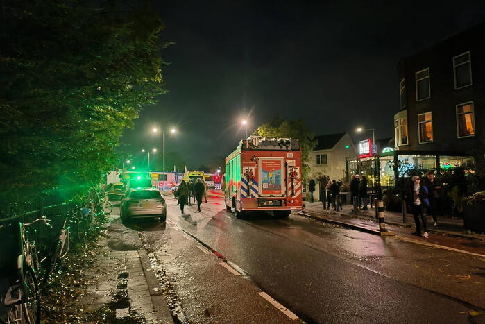 Metro ontruimd na aanrijding met persoon