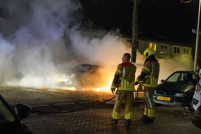 Veel schade bij autobrand