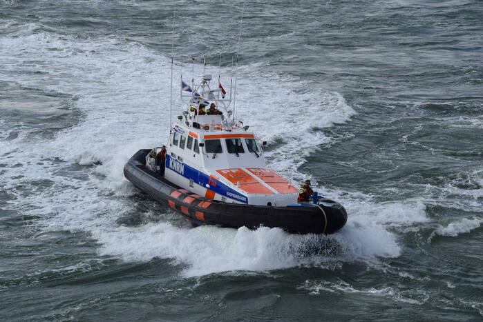 Grote zoekactie nadat stropers van Oosterscheldekering klimmen