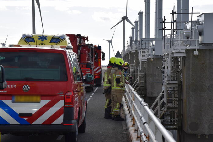 Grote zoekactie nadat stropers van Oosterscheldekering klimmen