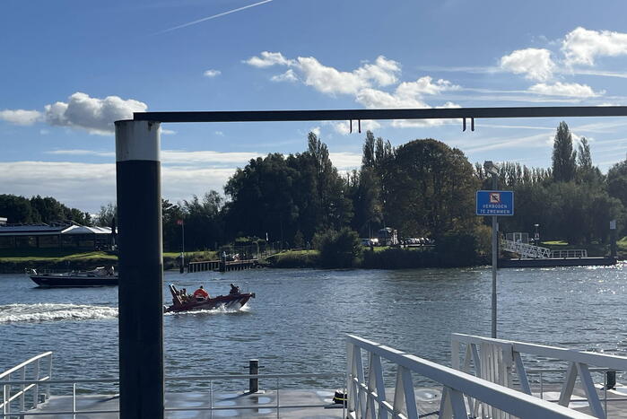 Veel hulpdiensten ingezet voor melding persoon te water
