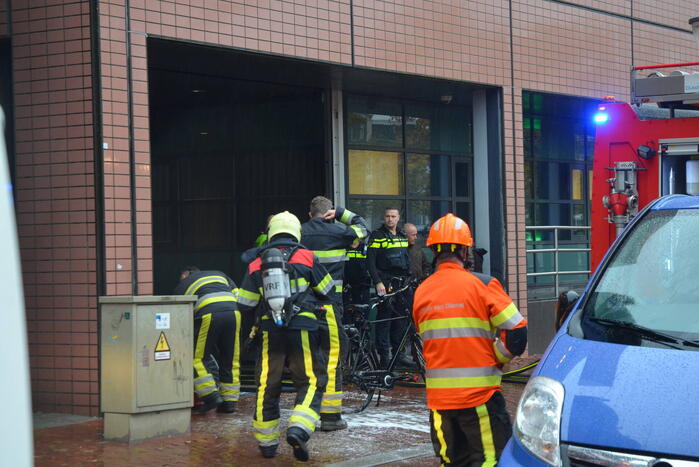 Rechtbank ontruimd vanwege brandende fiets in parkeergarage