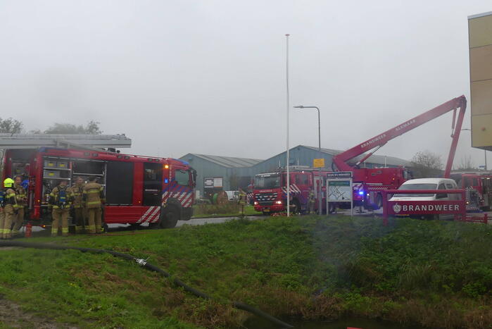 Brand in keuken van brandweerkazerne