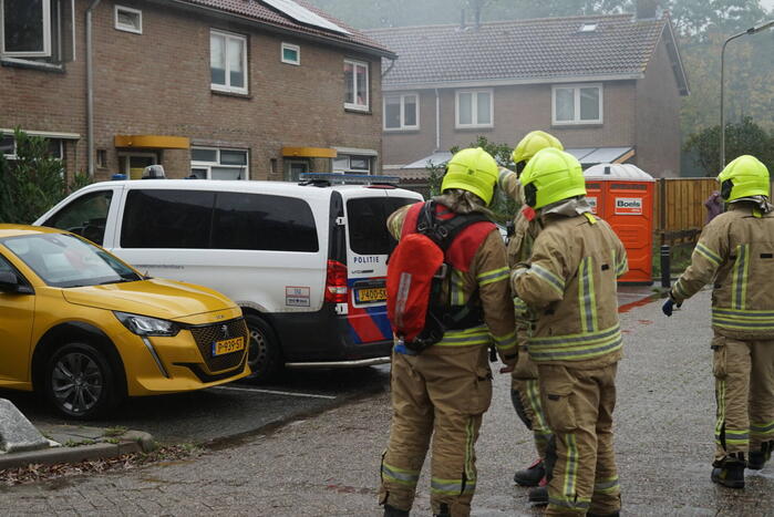 Veel rookontwikkeling bij brand in schuur