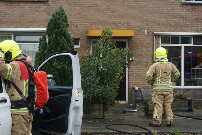 Veel rookontwikkeling bij brand in schuur
