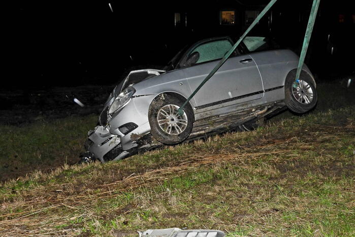 Bestuurder aangehouden na eenzijdig ongeval