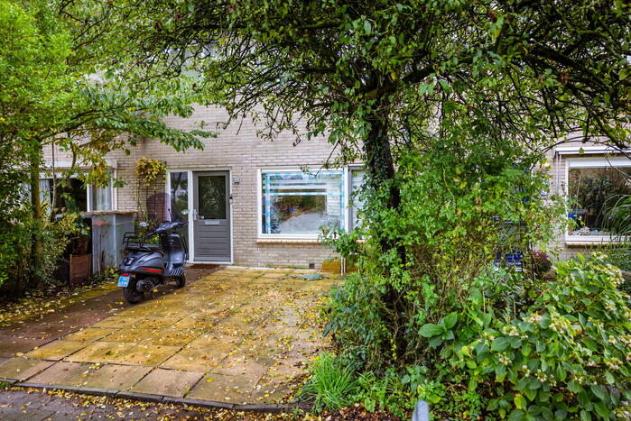 Schade door explosie bij woning