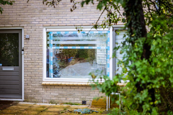 Schade door explosie bij woning