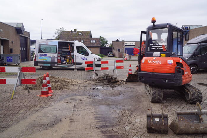 Vishandelaren getroffen door waterleidingbreuk