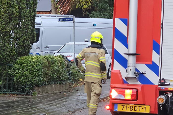 Wijk afgezet vanwege politieactie, explosieven opruimingsdienst opgeroepen