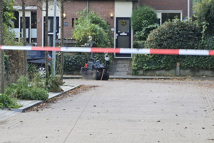 Wijk afgezet vanwege politieactie, explosieven opruimingsdienst opgeroepen