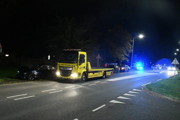 Schade bij aanrijding tussen drie auto's