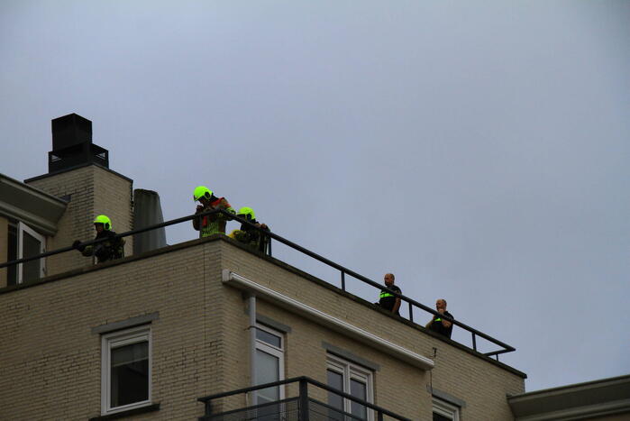 Onderzoek naar mogelijke brand in appartementencomplex