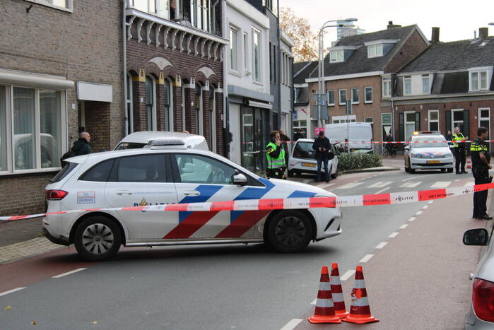 Man dreigt uit woning te springen tijdens politieactie voor wietkwekerij