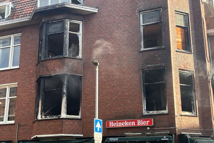 Grote uitslaande brand in appartementencomplex