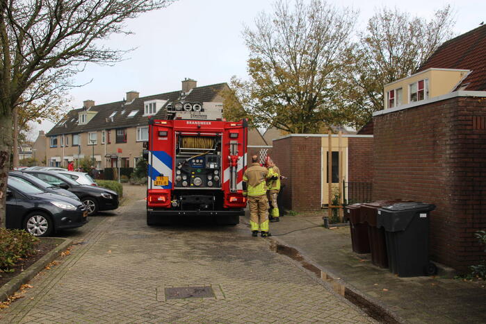 Hevige brand in keuken van woning
