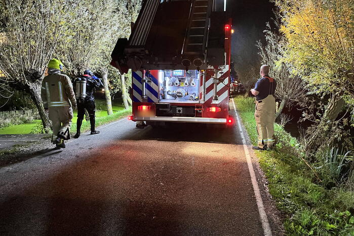 Uber belandt in water na ongeval