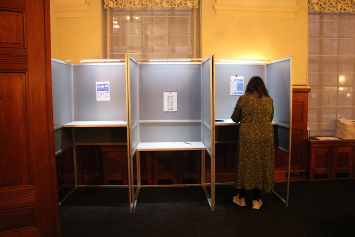 In de rij voor tweede kamerverkiezingen