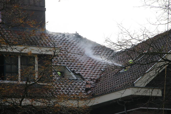 Zeer grote brand in appartementencomplex