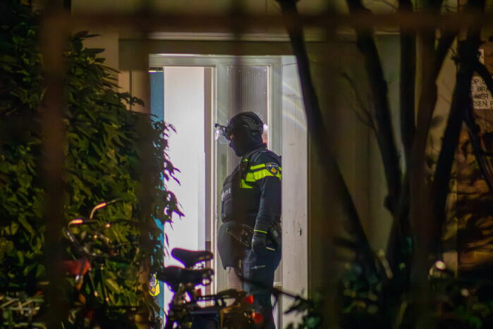 Persoon aangehouden na bedreiging