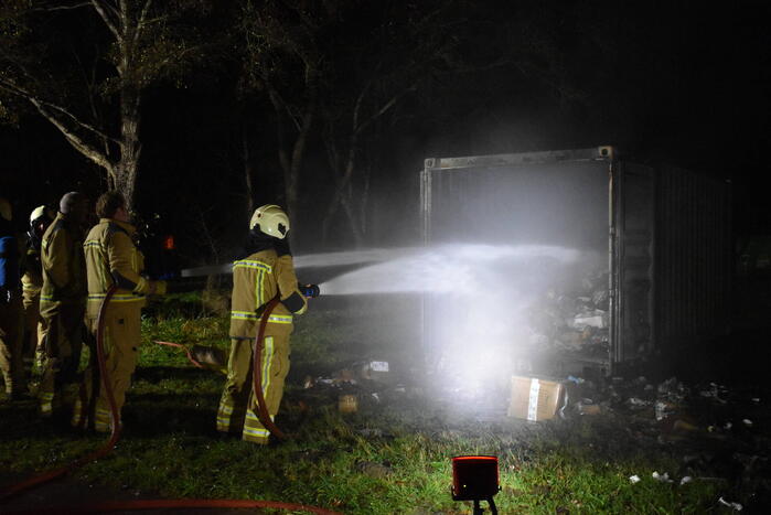 Flinke brand in grote container