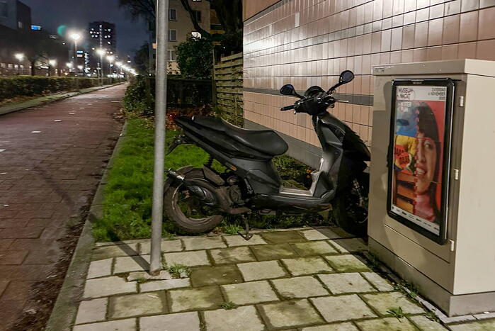Achtergelaten scooter aangetroffen na melding overval