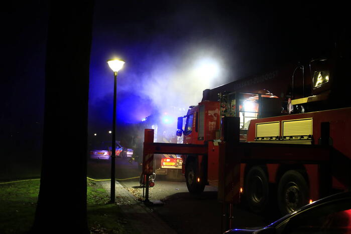 Hevige rookontwikkeling bij brand in woning
