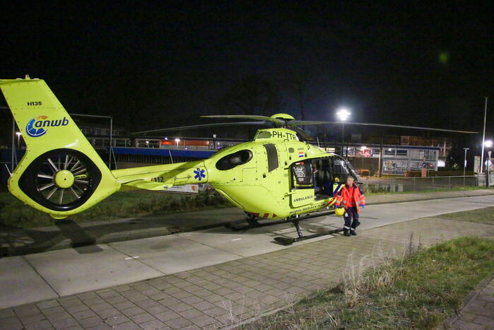 Traumateam assisteert bij medische noodsituatie