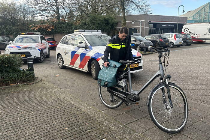 Fietser gewond bij aanrijding met personenauto