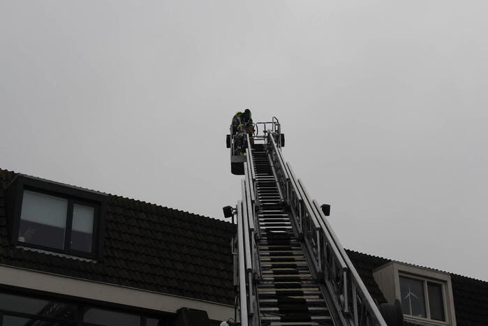 Forse rookontwikkeling in Houtkachel