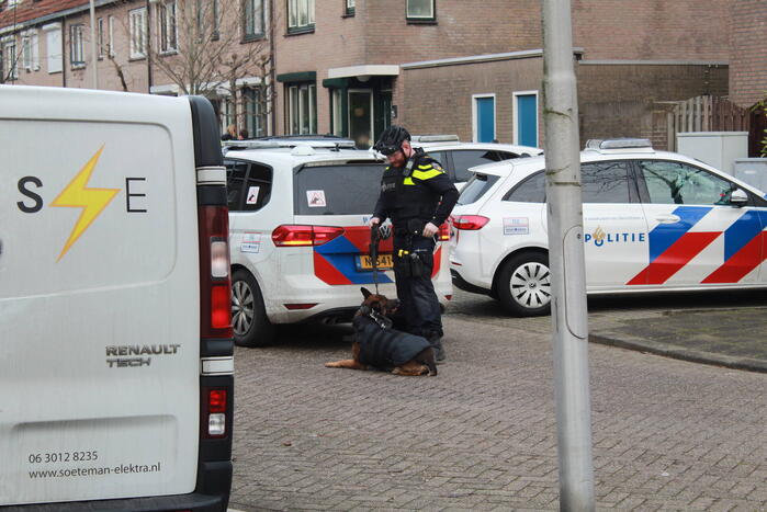 Man met verward gedrag aangehouden in woning