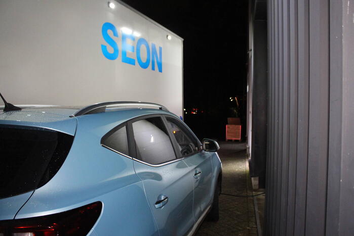 Brandweer verricht metingen in pand