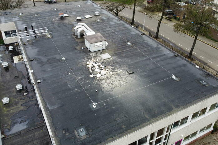 Schade na brand op dak van school