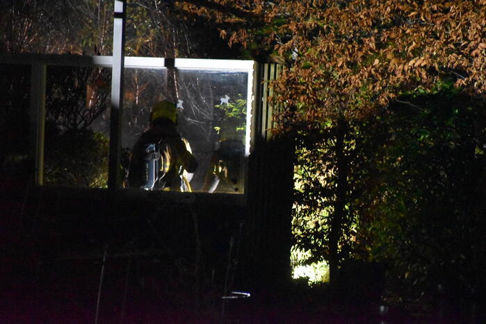 Containerhok verwoest door brand