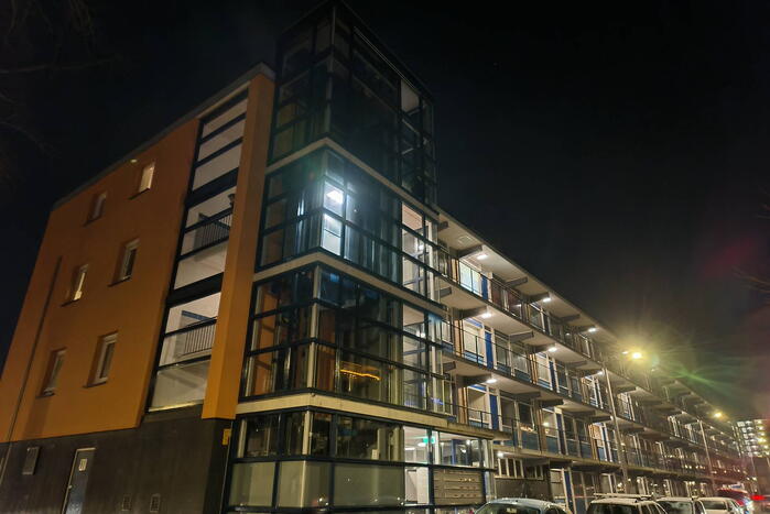 Brandweer doet onderzoek naar vreemde lucht