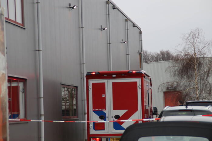 Groot politie onderzoek bij werkadres vermiste man