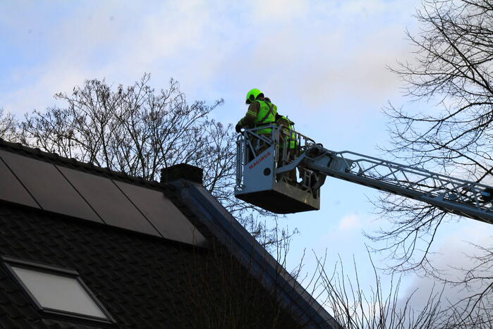 Brandweer heeft schoorsteenbrand snel onder controle