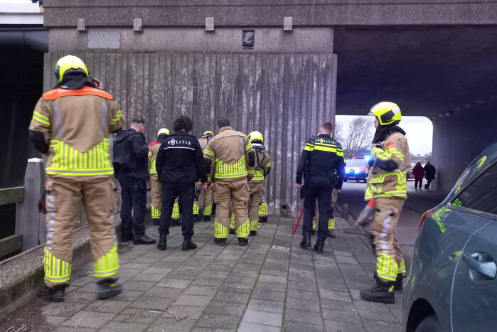 Hulpdiensten ingezet voor persoon te water