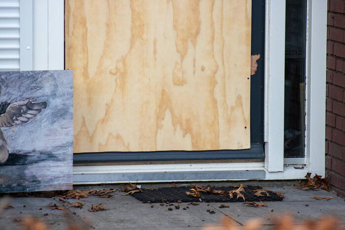 Zware explosie verwoest voordeur