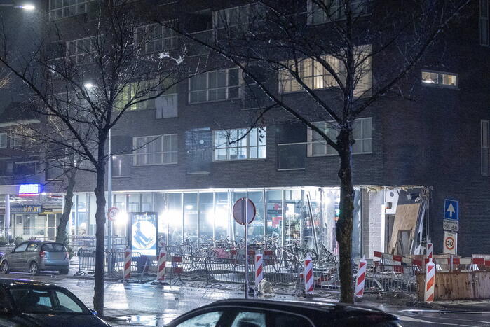 Veel schade door plofkraak bij geldautomaat