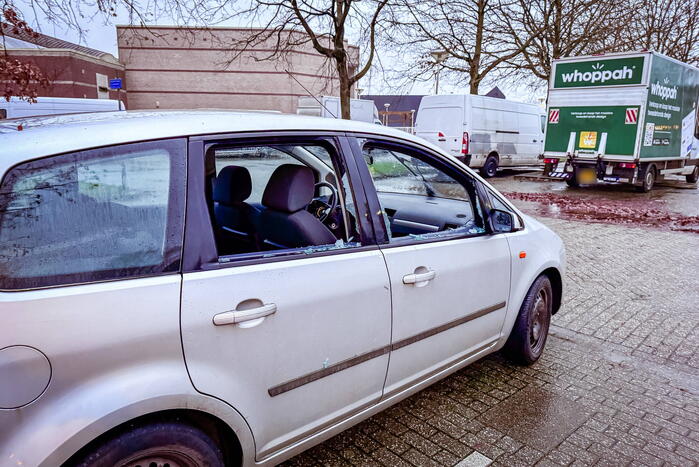 Gesloopte personenwagen aangetroffen