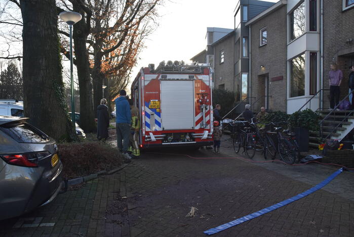 Meerdere garageboxen onderwater door hevige regenval