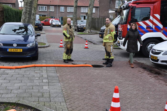 Kelders en kruipruimtes vol gestroomd met water